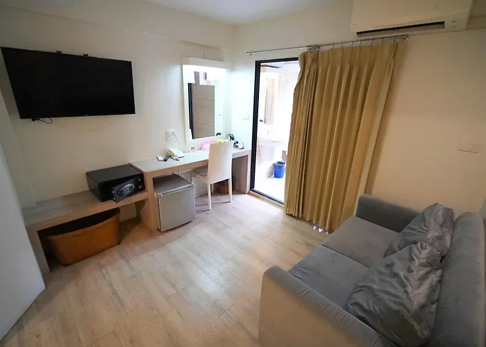 Zajazd Sawasdee House 3*